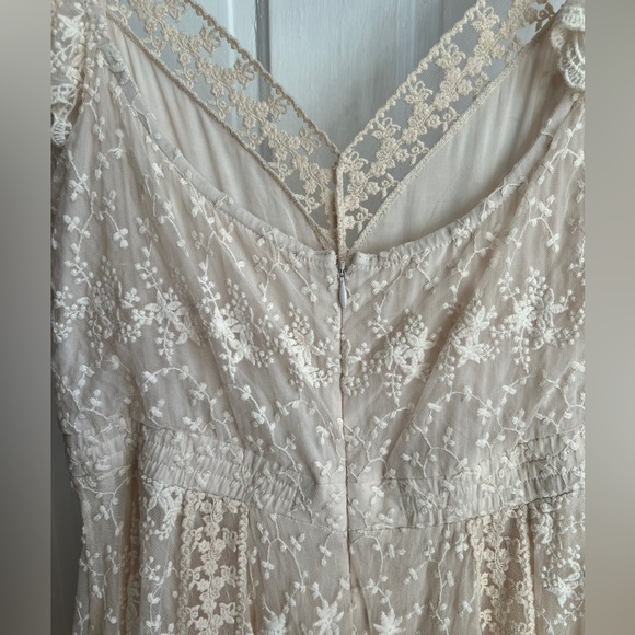 NWOT Spell and the Gypsy Collective Le Gauze Lace Kerchief Dress Sz. L - Picture 3 of 11